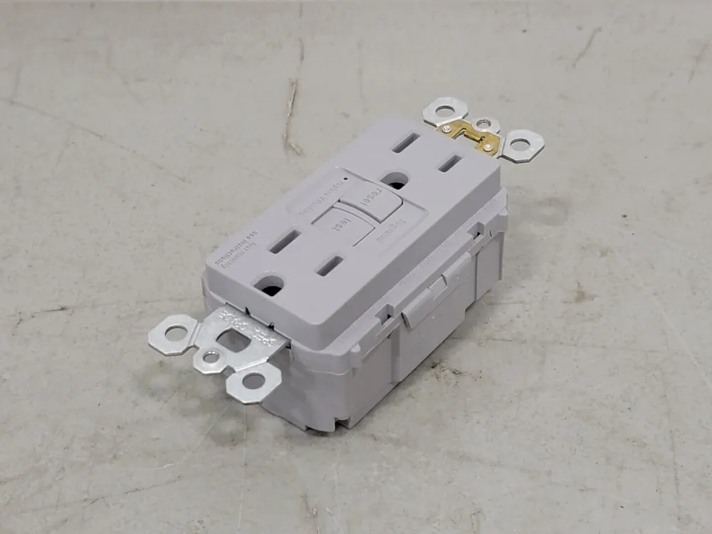 15A, 125V Self-Test GFCI Duplex Receptacle PT1597-GRY