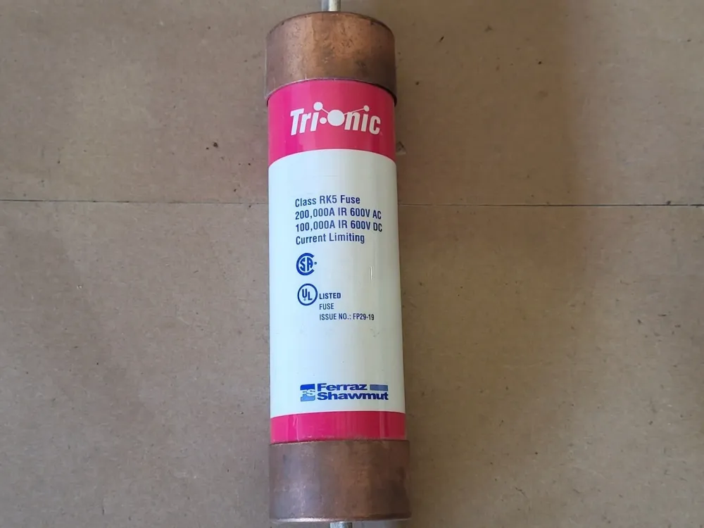 200 Amp 600 Volts Class RK5 Time Delay Fuse TRS200R