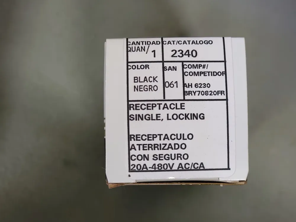 20A 480V Locking Receptacle 70820-FR, 2340 (Box 10)