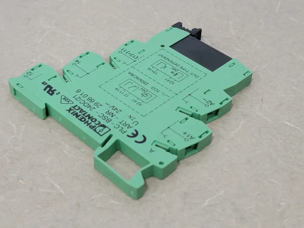 5-Pin Relay Socket PLC-BSC-24DC/21 w/ 2 Amp Relay 2966595