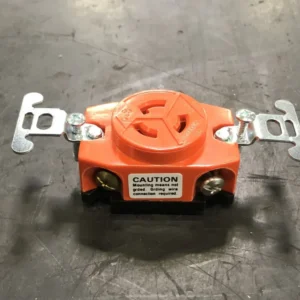 15 Amp 125 Volt Turnlok Receptacle IG4710