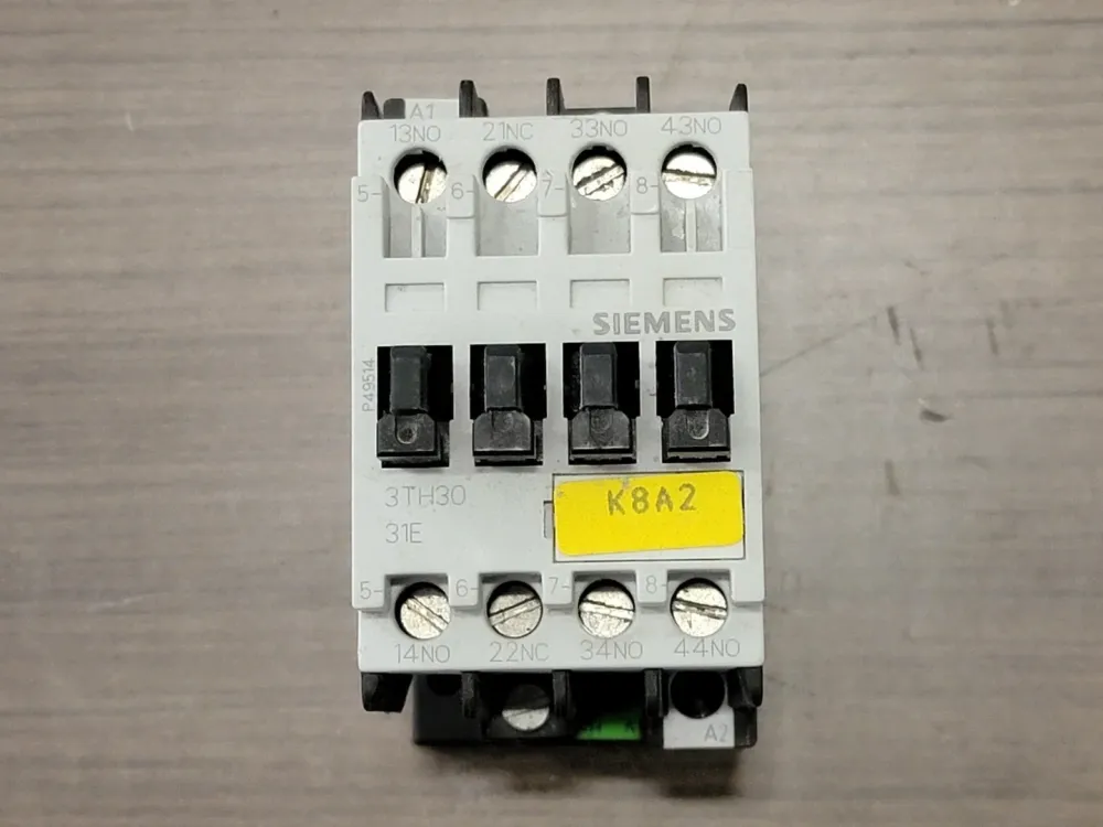 16 Amp Control Relay 3TH3031-0A