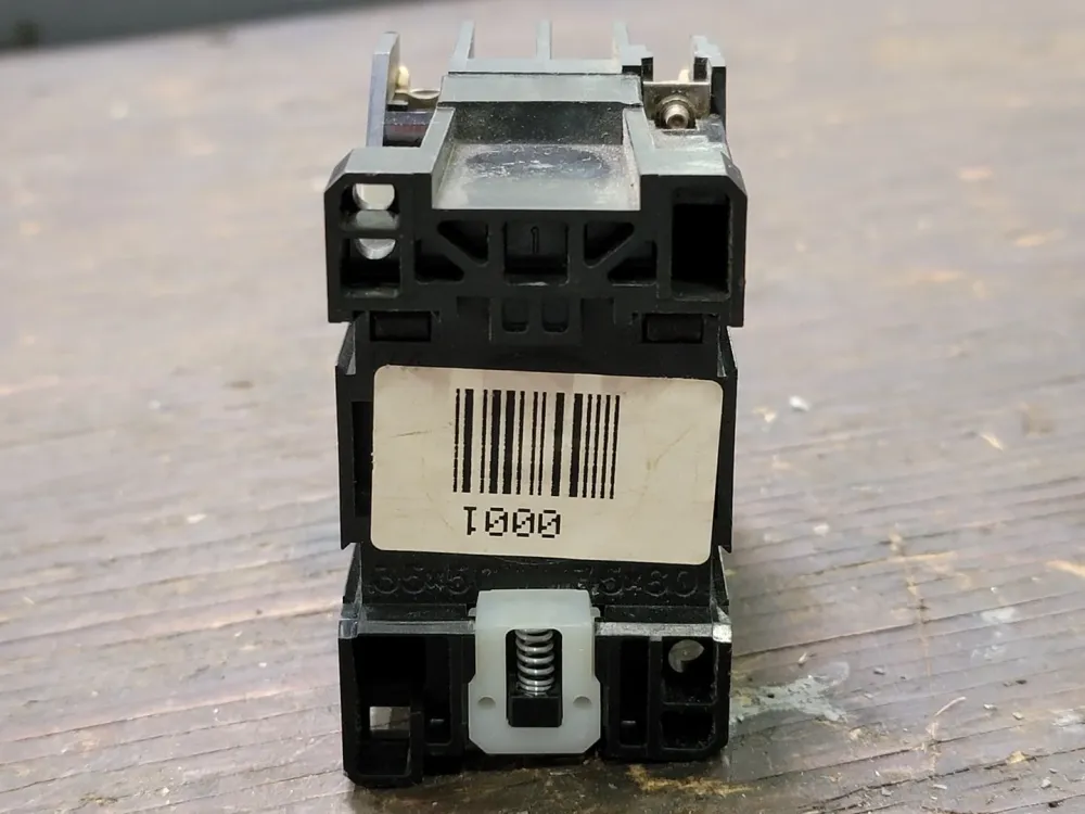 10 Amp Control Relay 700-F400A1
