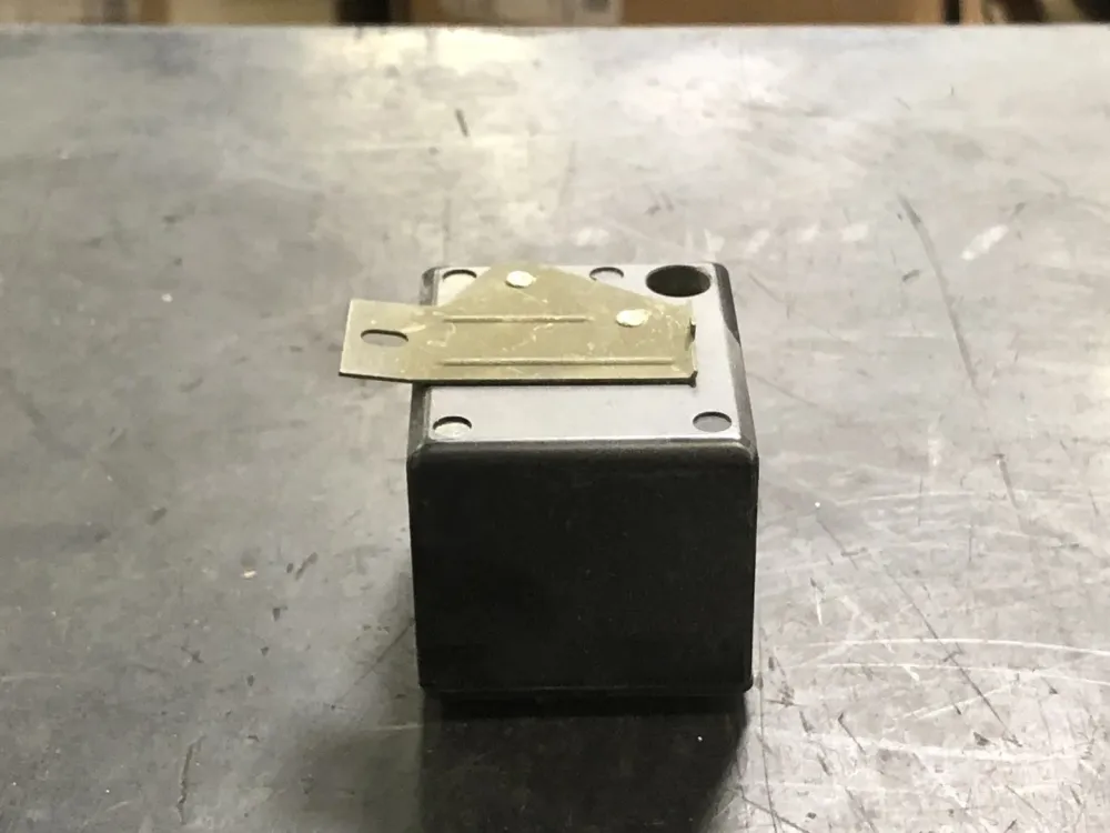 18 Amp Magnetic Line Switching Relay 17002