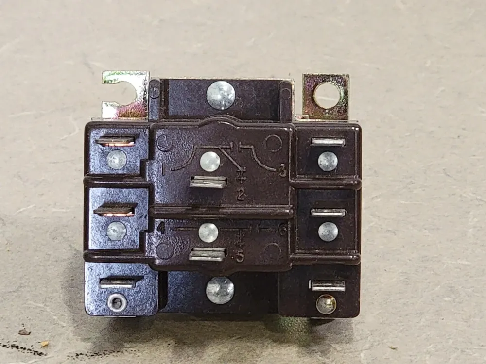 12 Amp Magnetic Relay 90-342