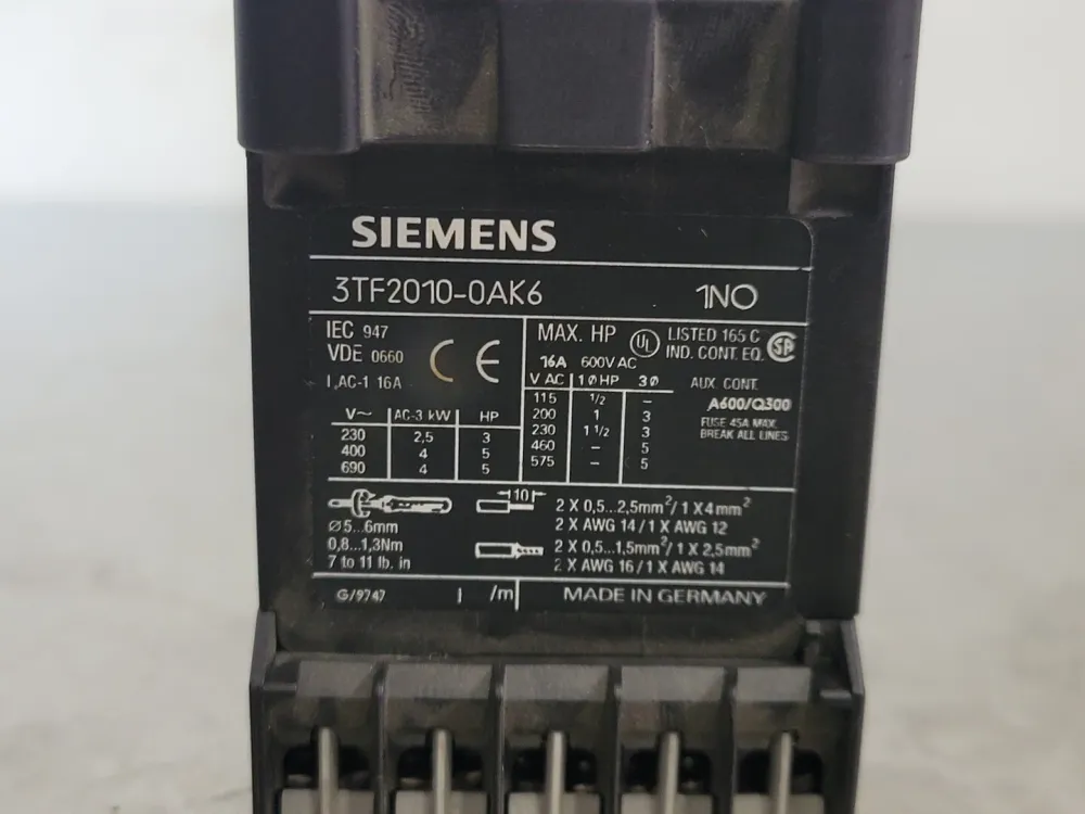 16 Amp, 3 Pole, 1NO, 110/120 VAC Coil Contactor 3TF2010-0AK61 w/ Overload Relay