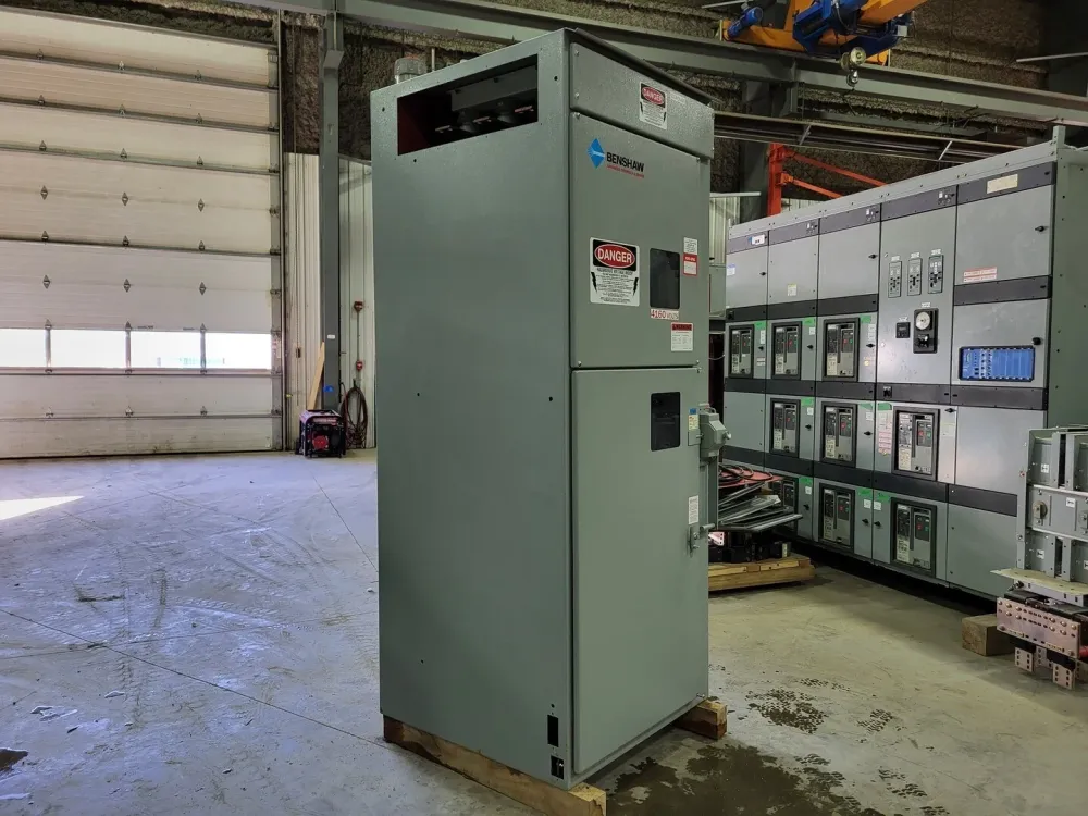 Load Break Switch, 300A, 4160V, MVD0300-4.16-154330000000-00NFM900-000
