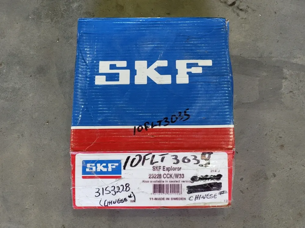 Spherical Roller Bearing 140mm ID x 250mm OD x 88mm W, 23228CCK/W33