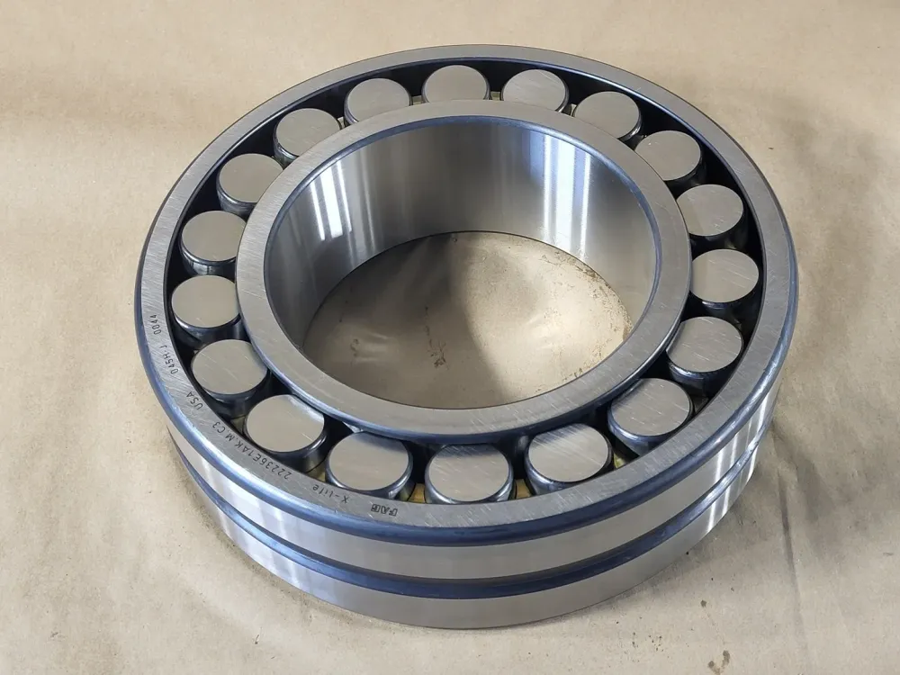 Spherical Roller Bearing 180mm ID x 320mm OD x 86 mm W, 22236E1AKMC3