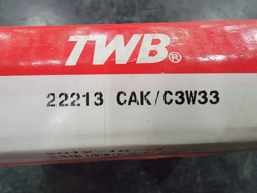 Spherical Roller Bearing 22213 CAK/C3W33
