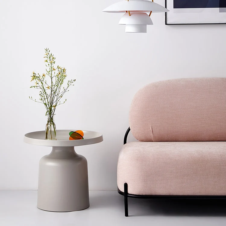 Contemporary Style Round Metal Side Table Één Base Side Table 20l