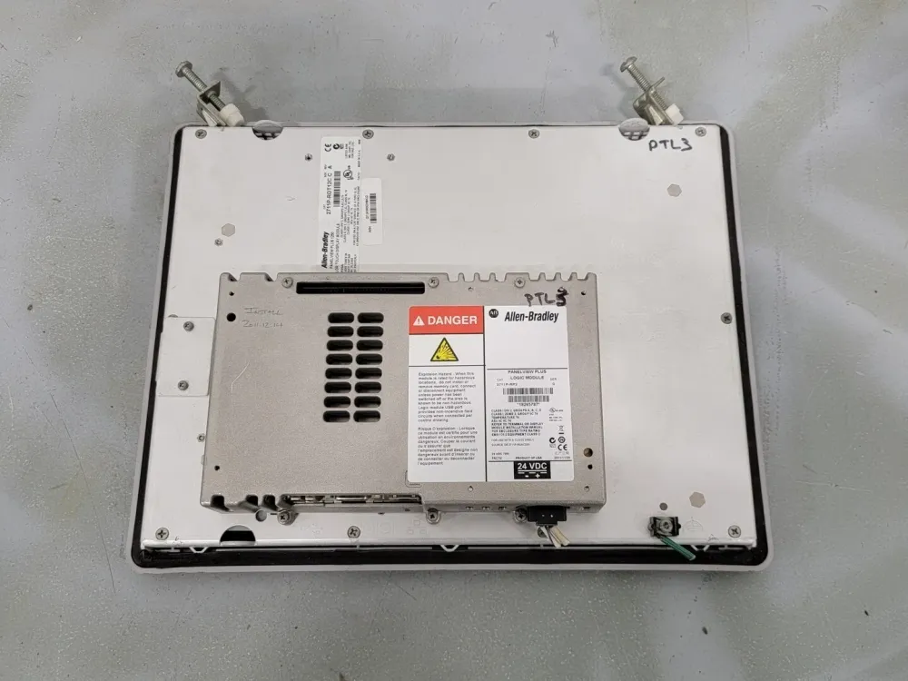 PanelView Plus 700 w/ Logic Module 2711P-RP2