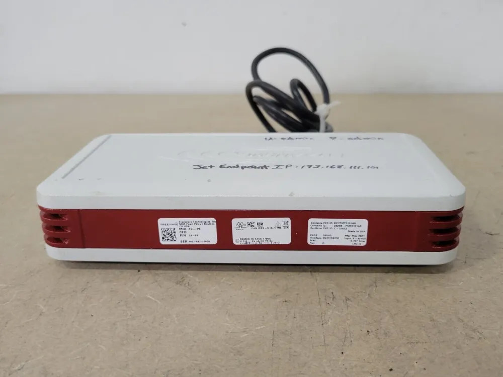 ZumLink Radio 900 MHz Enclosed MDL Z9-PE
