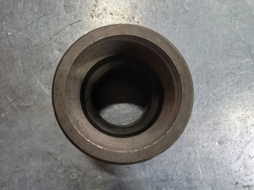 Industrieel Zwaar Belastbaar 2.5 x 2-inch Threaded Coupling SA/A105N B16 2M1, Class 3000