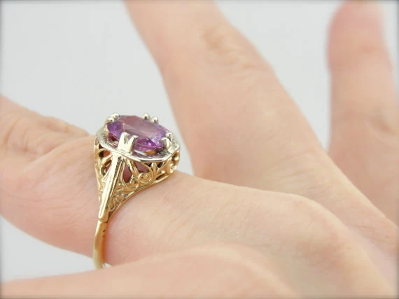 Art Nouveau Filigree Ring Fuchsia Sapphire voor lagers en assen