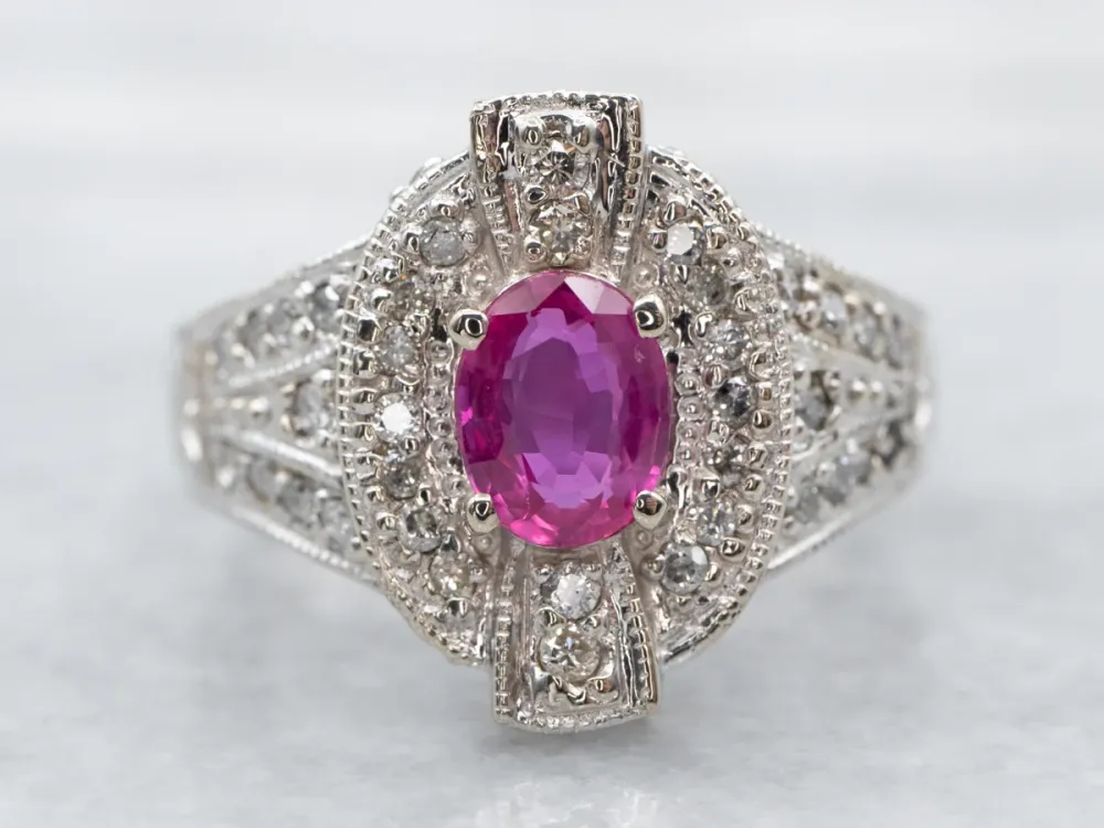 Modern Blush Sapphire and Diamond Halo Ring Voor automobieltoepassingen