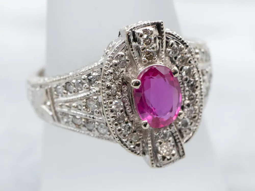 Modern Blush Sapphire and Diamond Halo Ring Voor automobieltoepassingen