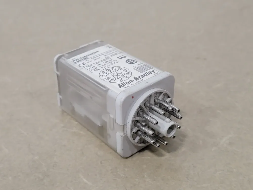10 Amp Tube Base Relay 700-HA33Z24 met Overbelastingsbeveiliging