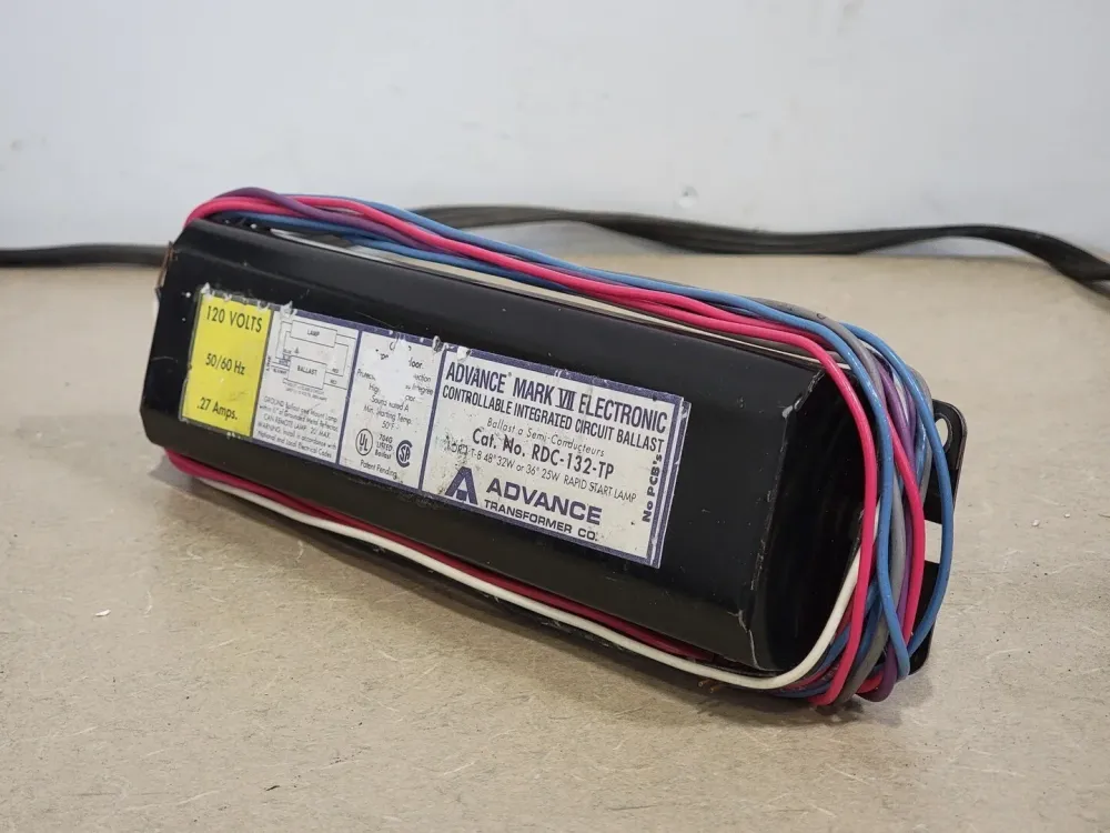 CE-Gecertificeerde 120 Volts 1 Lamp Controllable Integrated Circuit Ballast RDC-132-TP