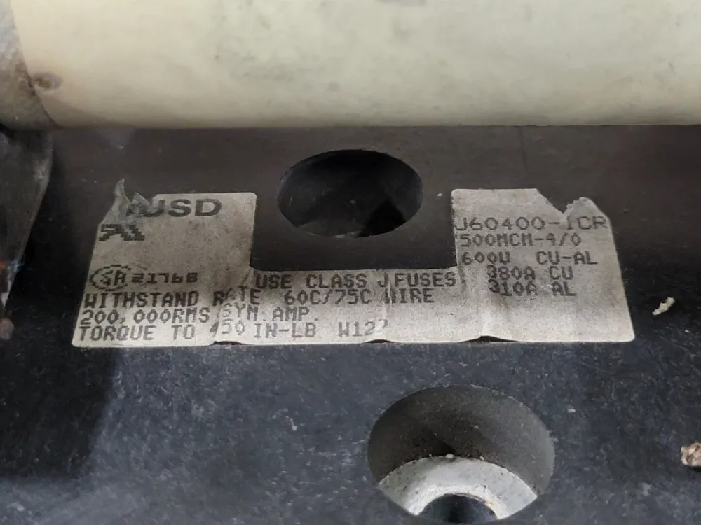 Fuse Holder J60400-1CR