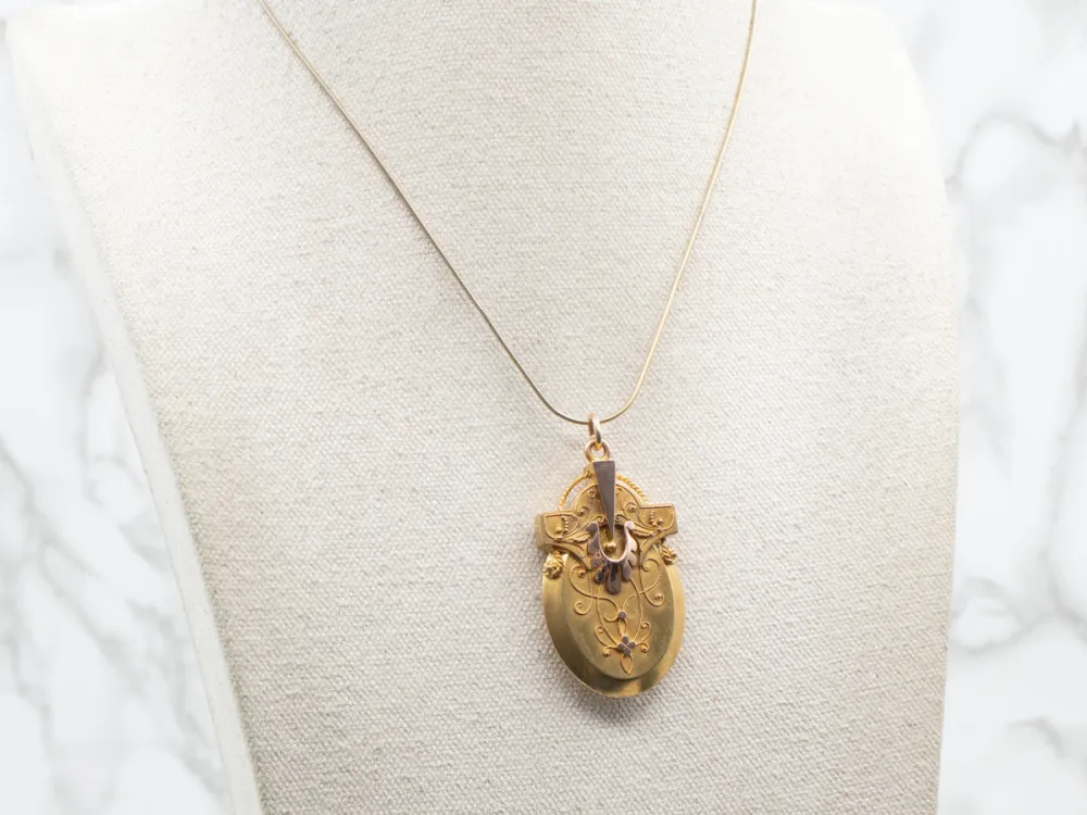 HSS-gegoten Two Tone Etruscan Revival Antique Locket