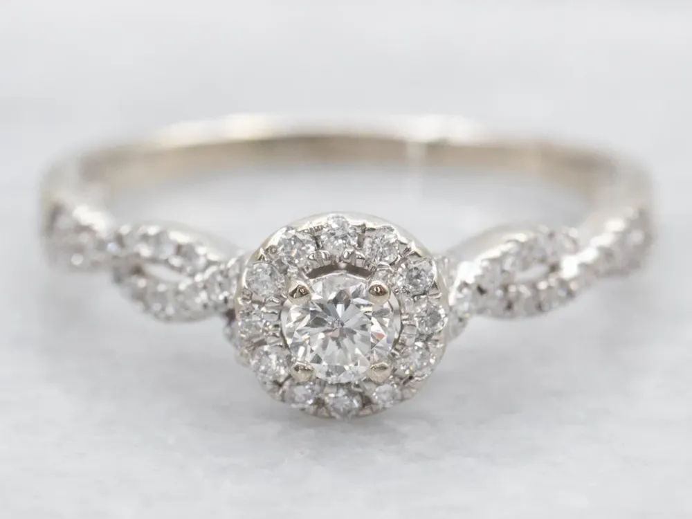Twisting Modern Gouden Diamond Halo Engagement Ring