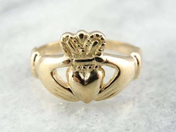 14K Yellow Goud Claddagh Ring