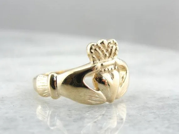 14K Yellow Goud Claddagh Ring