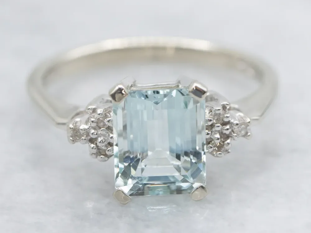 Aquamarine and Diamond Wit Gold Ring