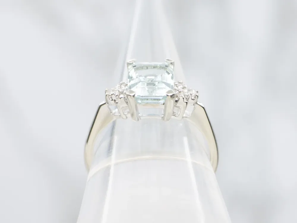 Aquamarine and Diamond Wit Gold Ring