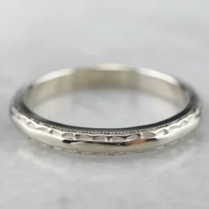 Bedrukt 14K White Gold Wedding Band