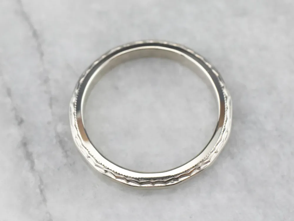 Bedrukt 14K White Gold Wedding Band