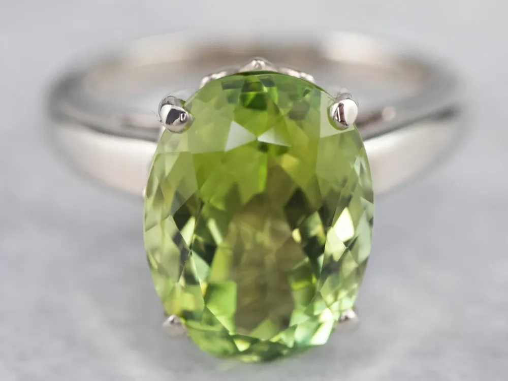 Green Tourmaline Solitaire Ring Sneeuwwit Gold