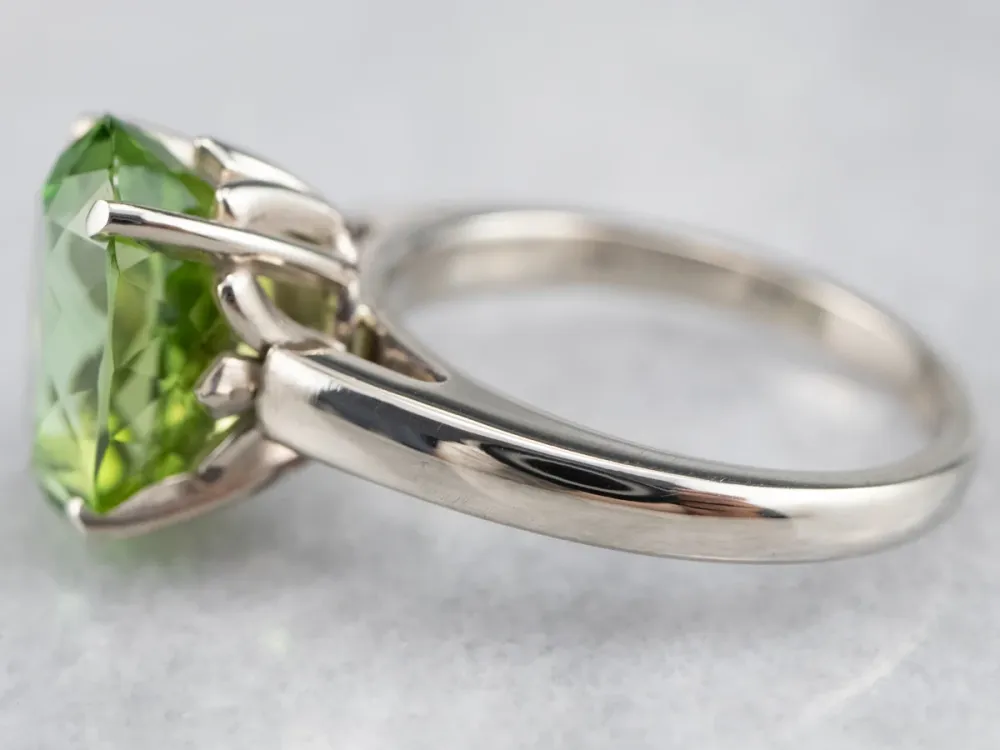 Green Tourmaline Solitaire Ring Sneeuwwit Gold