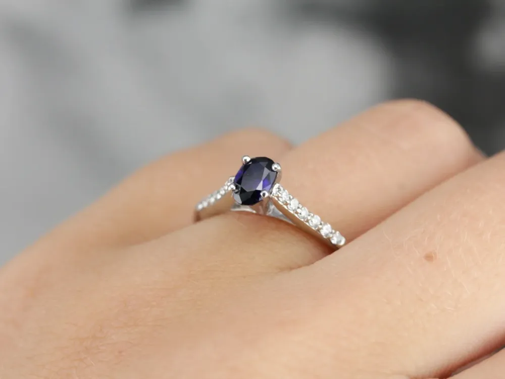 Sapphire Engagement Ring Ivoor Gold