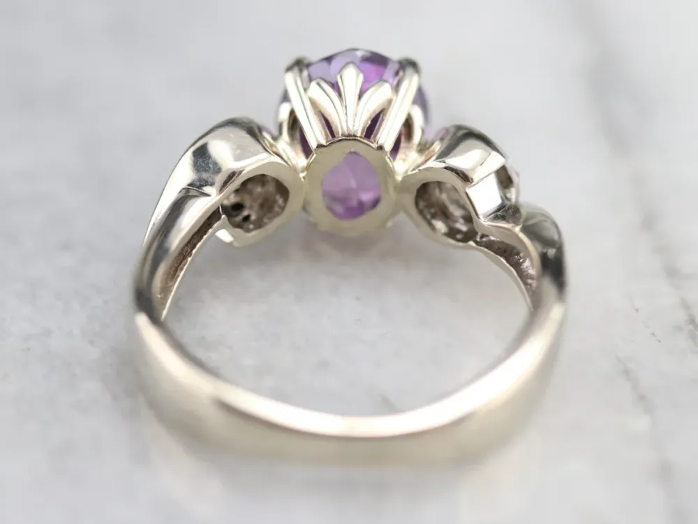 Sluitring Modernist Pruimenpaars Sapphire and Diamond Ring