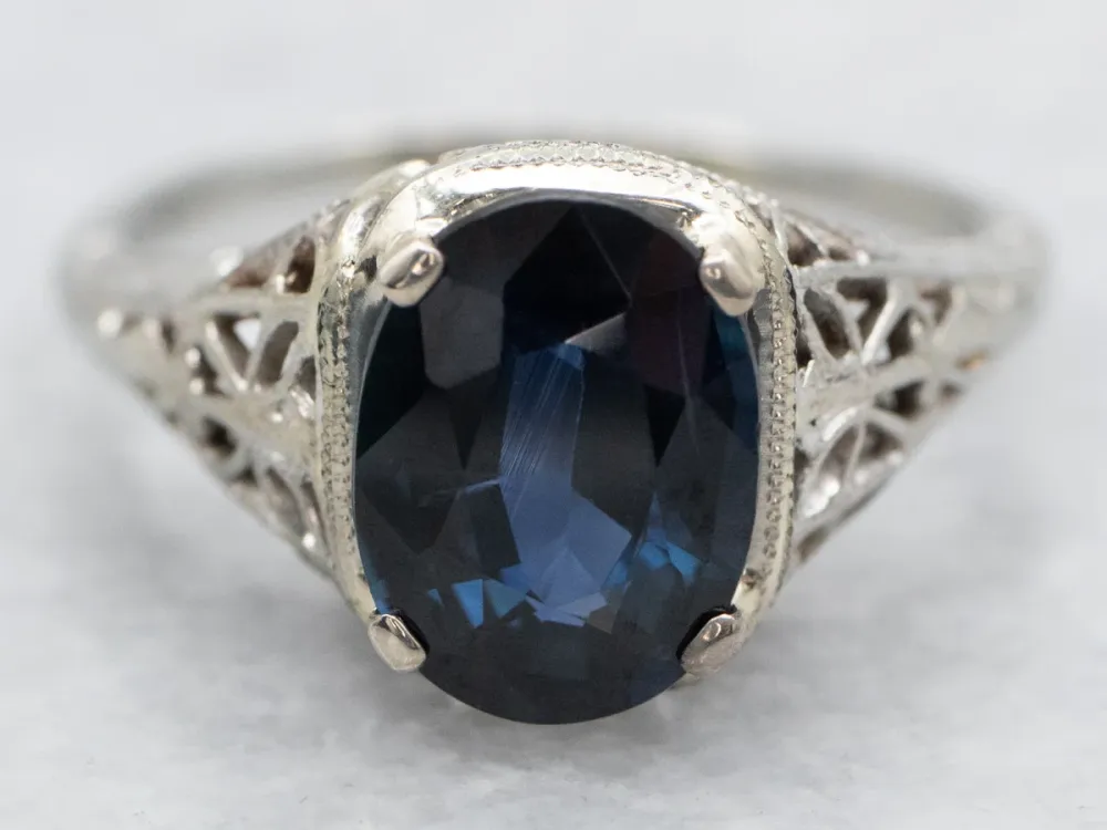 Sneeuwwit Gold Sapphire Solitaire Engagement Ring