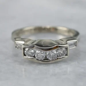 Stepped Diamond White Gouden Enhancer Band Ring