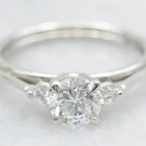 White Gold Zit goed Present and Future Diamond Engagement Ring