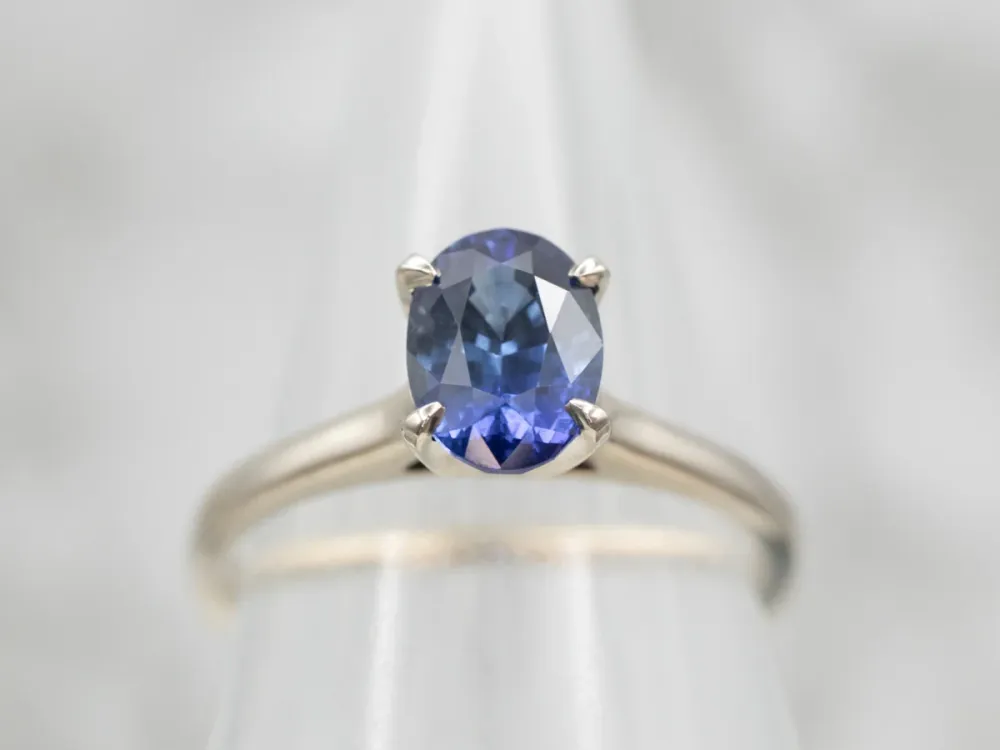White Goud Sapphire Engagement Ring