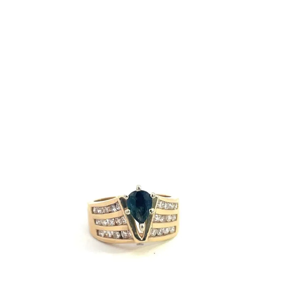 Yellow gold, Sapphire and Diamond Ring