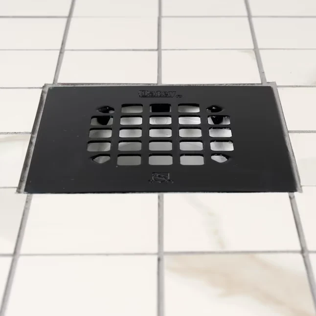 Oatey 4-1/4- Snap-Tite Square Doffe Black Strainer