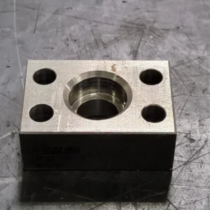 1" Socket Weld Tube x 3/4" Code 61 Flange Block 1208-16-12 4-Bolt