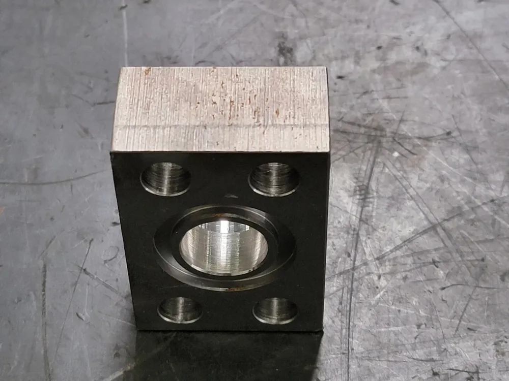 1" Socket Weld Tube x 3/4" Code 61 Flange Block 1208-16-12 4-Bolt