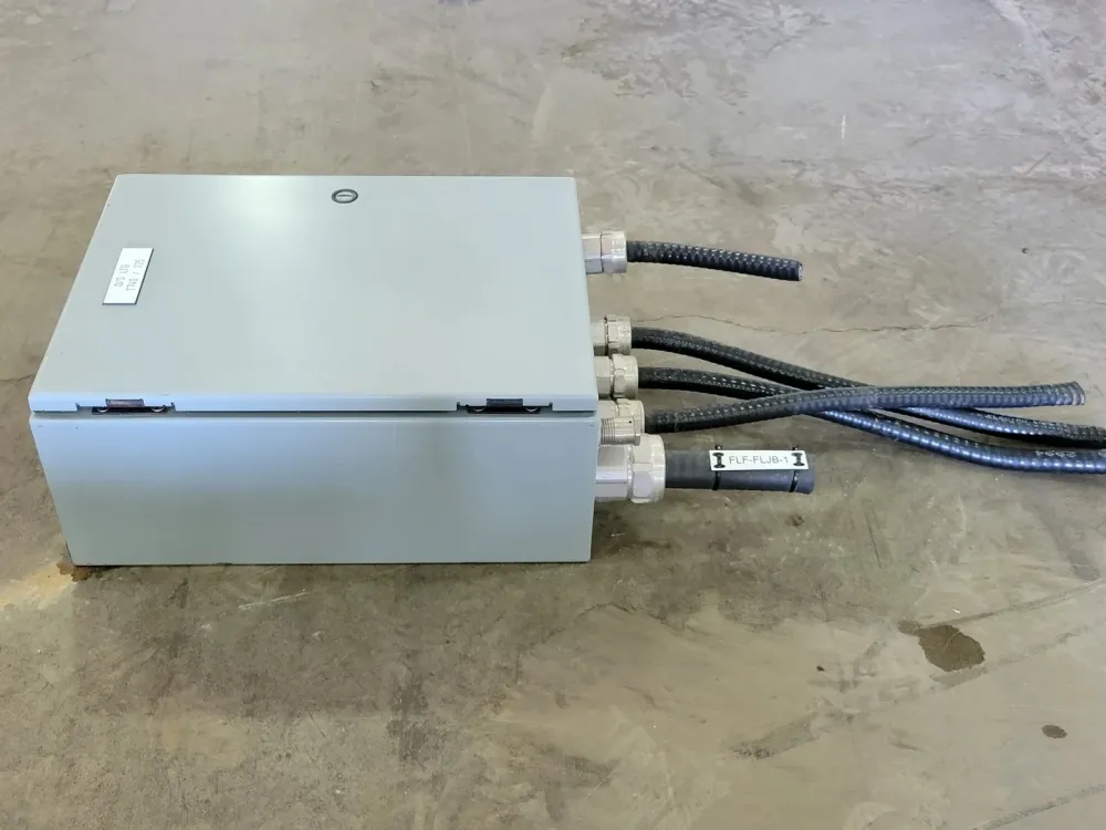 CSD16126 Electrical Enclosure 16"x12"x6"